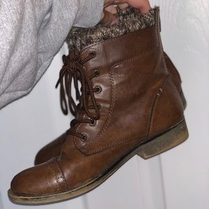 Size 8.5 Women’s combat boots